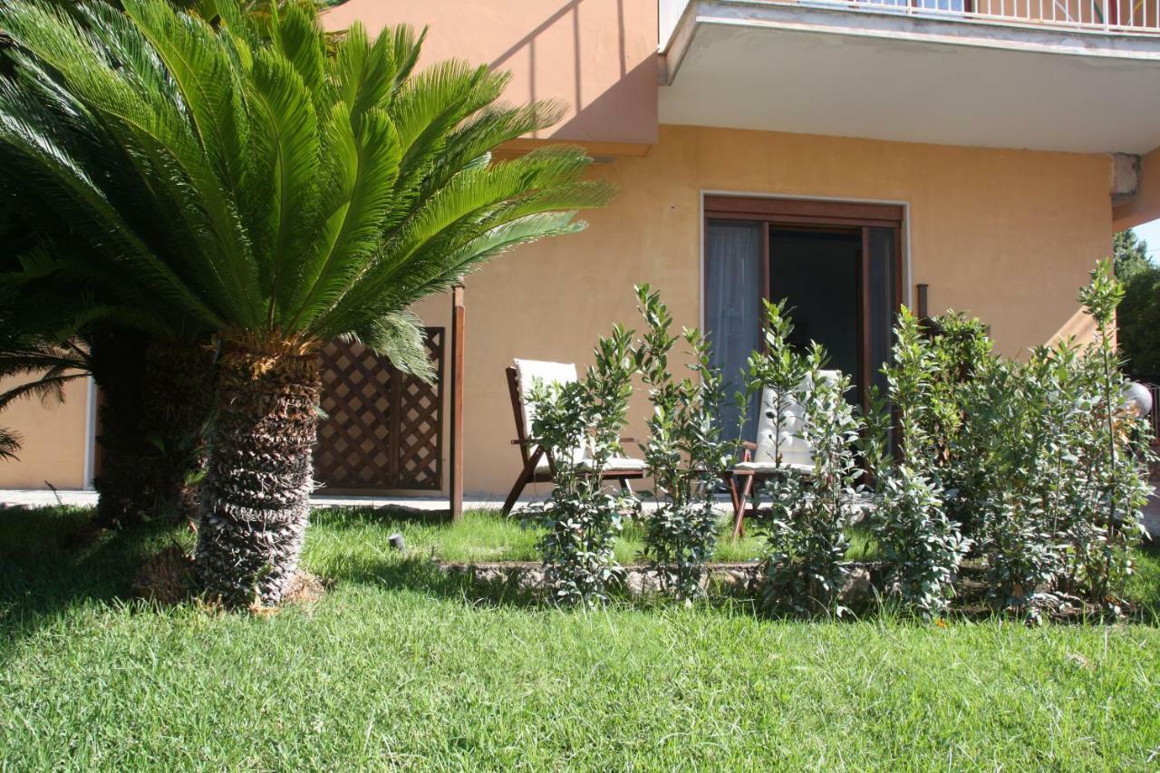 Villa Maria Meta Exteriér fotografie